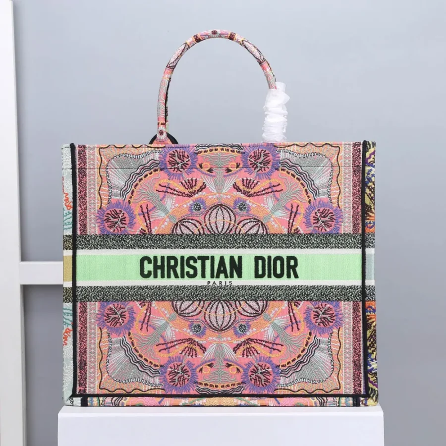Size:41.5*35*18 cm