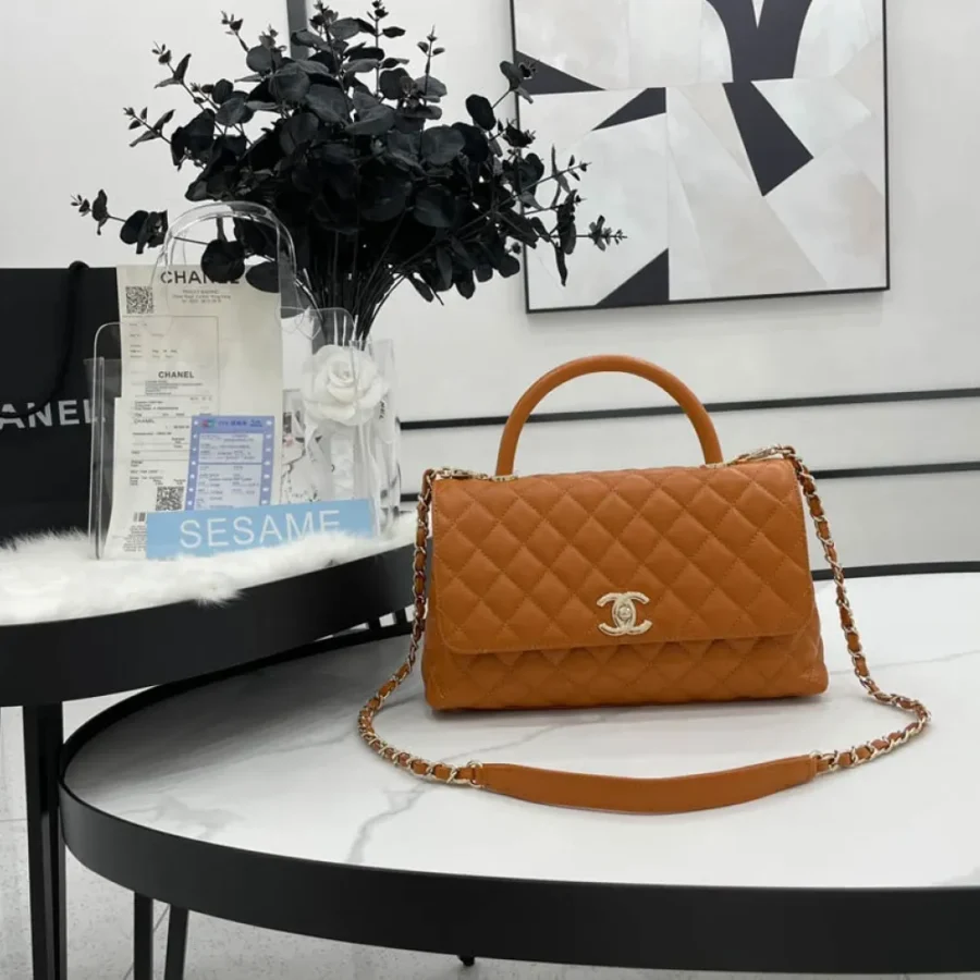 Chanel Size: 19cm*23cm*28cm Model: AS2215/92990/92991