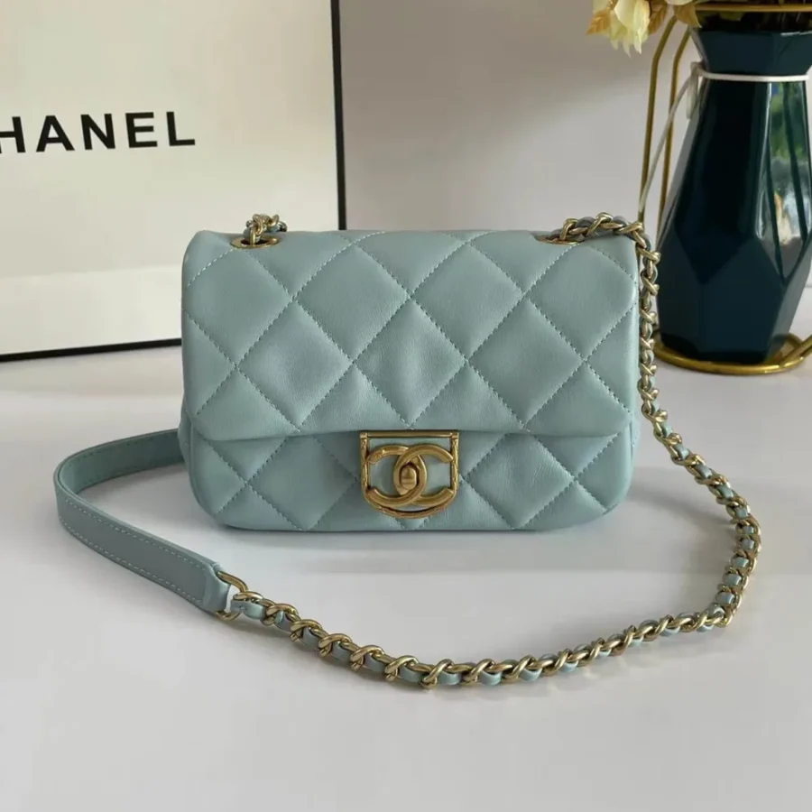 CHANEL Model: AS3473# Size: 13207cm