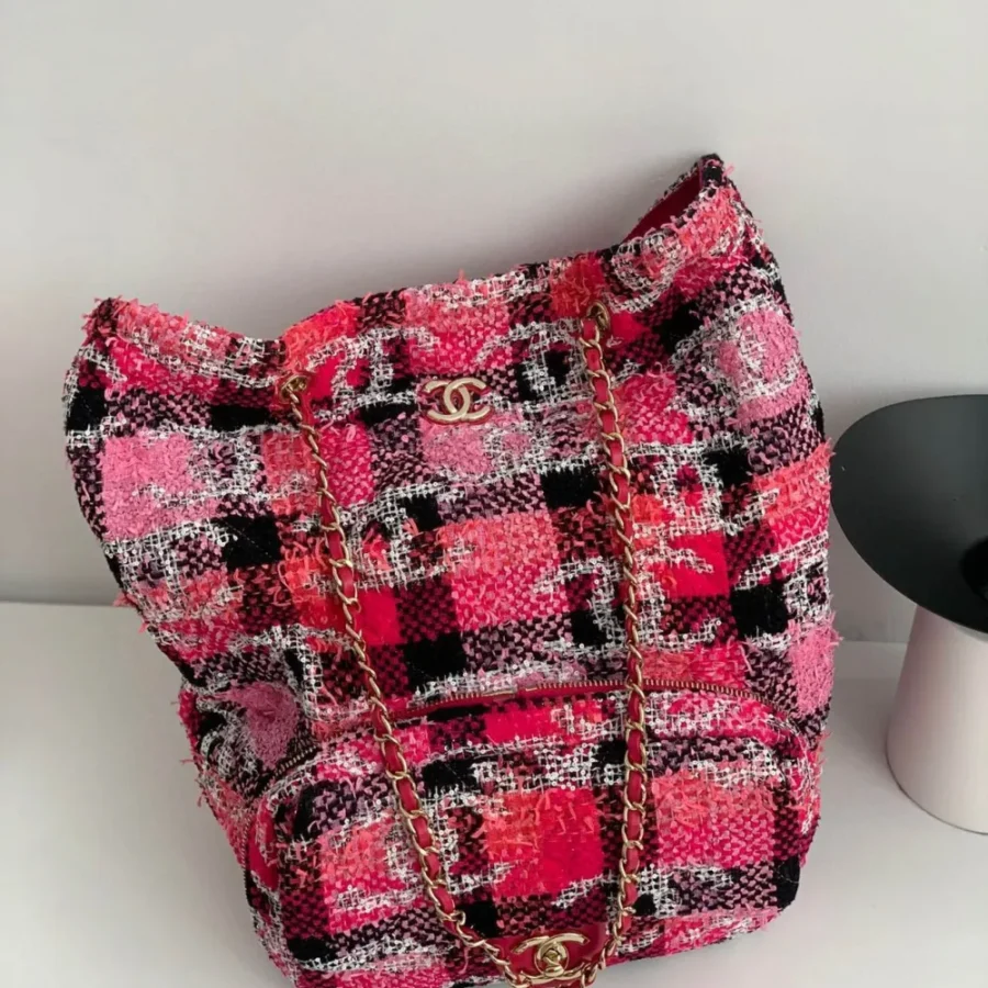 Chanel pink