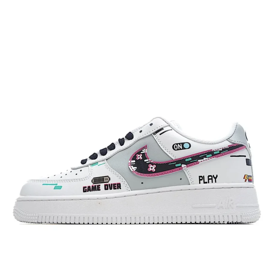 Nike Air Force 1 Low'07 Low Top Sneakers
