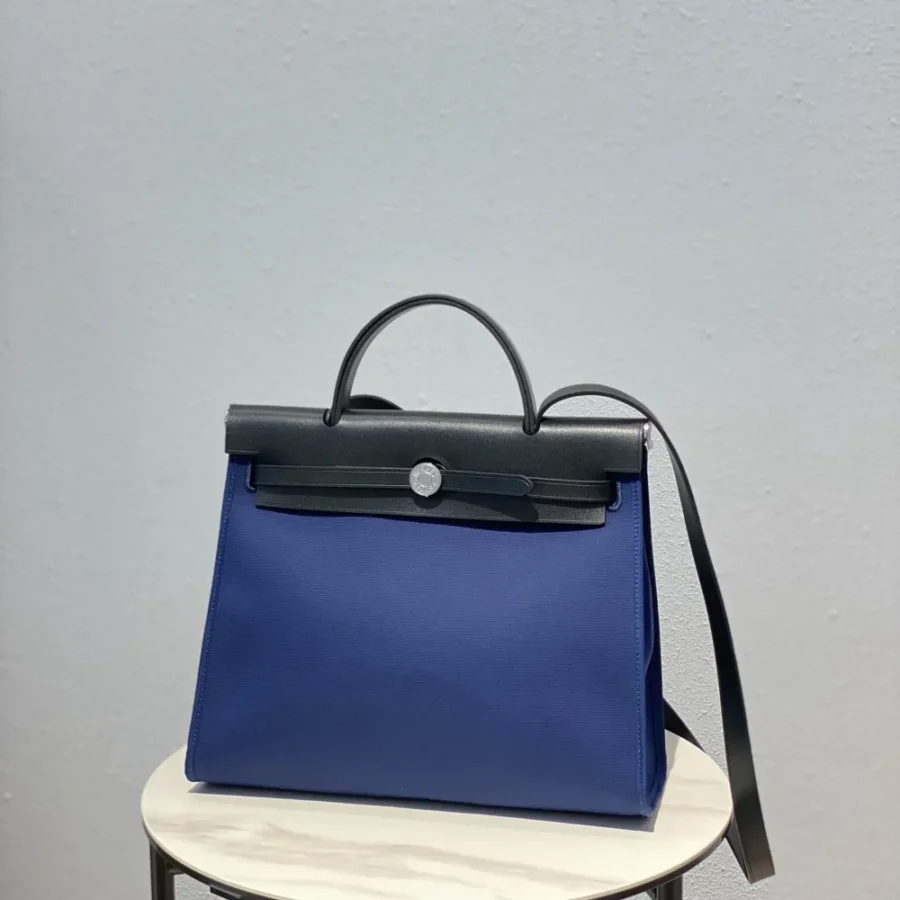 Canvas Bag Size: 31cm
