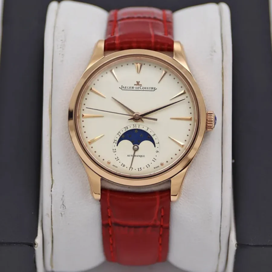 Jaeger-LeCoultre Simple Series Watch Size: 34mmX10.5mm