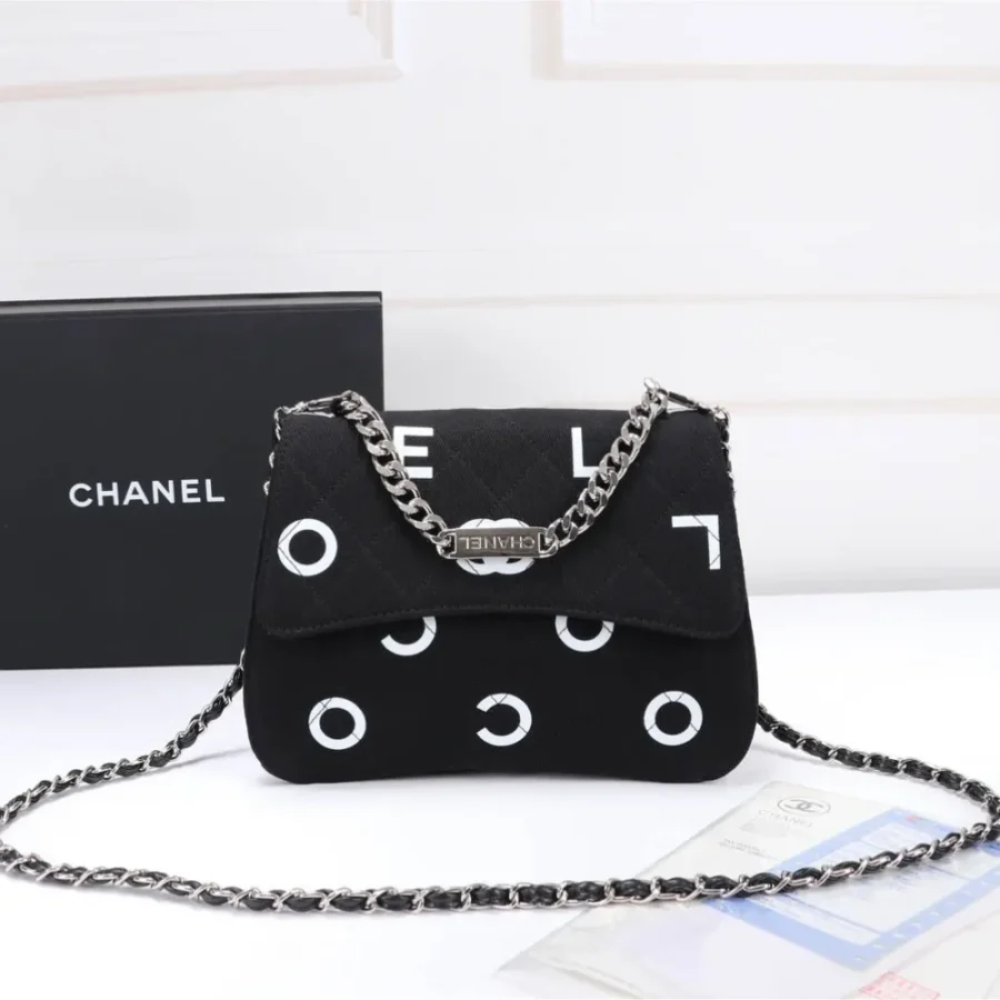 chanel size 24