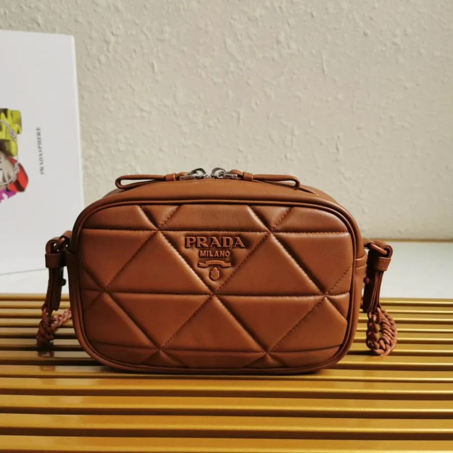 Prada Shoulder Bag Size: 13.5 x21 cm 1BH141