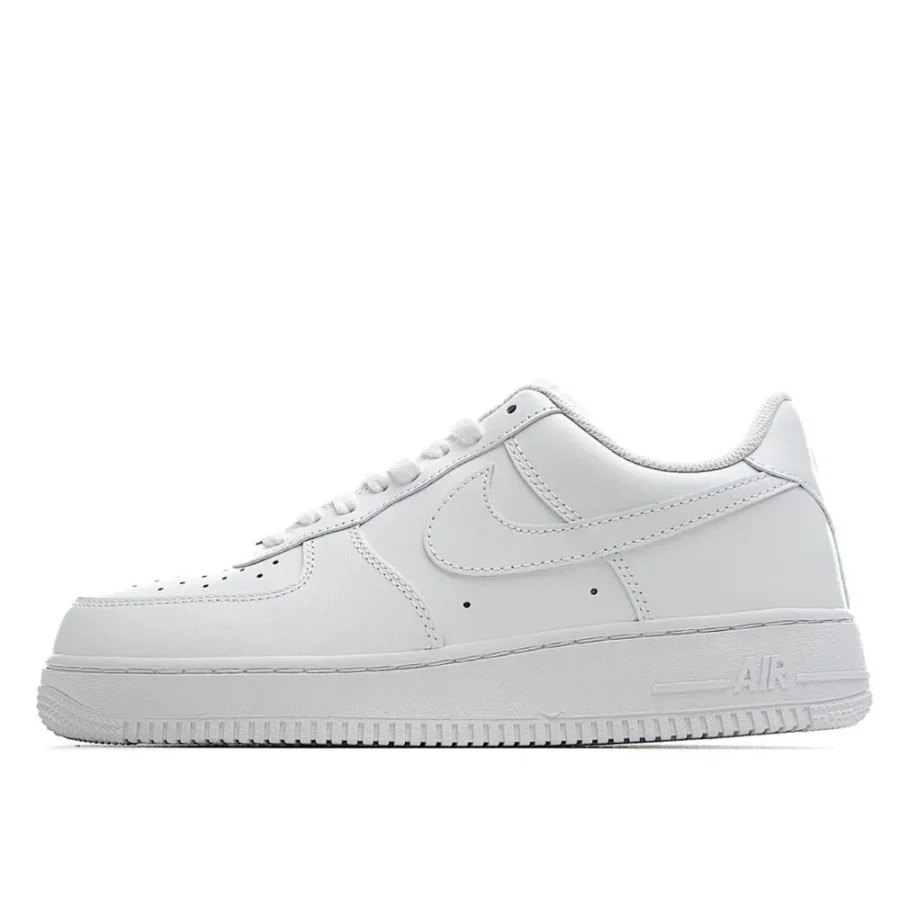 Nike Air Force 107 Low Low Top Sneakers