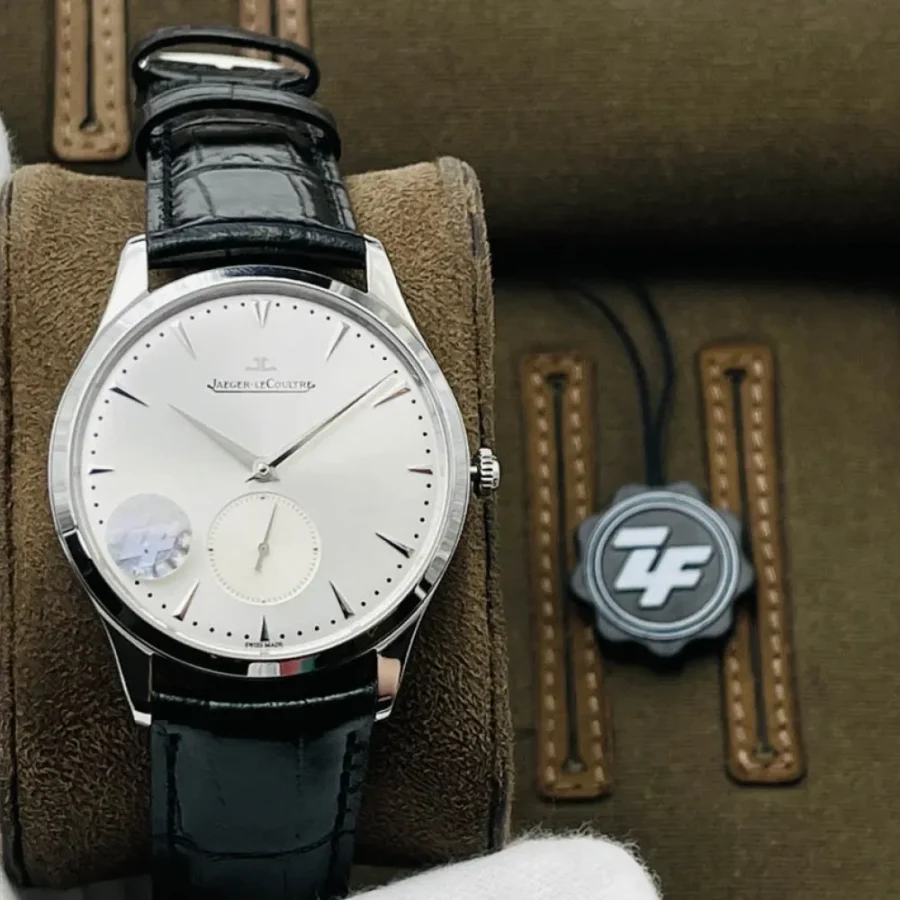 Jaeger-LeCoultre Maestro watch