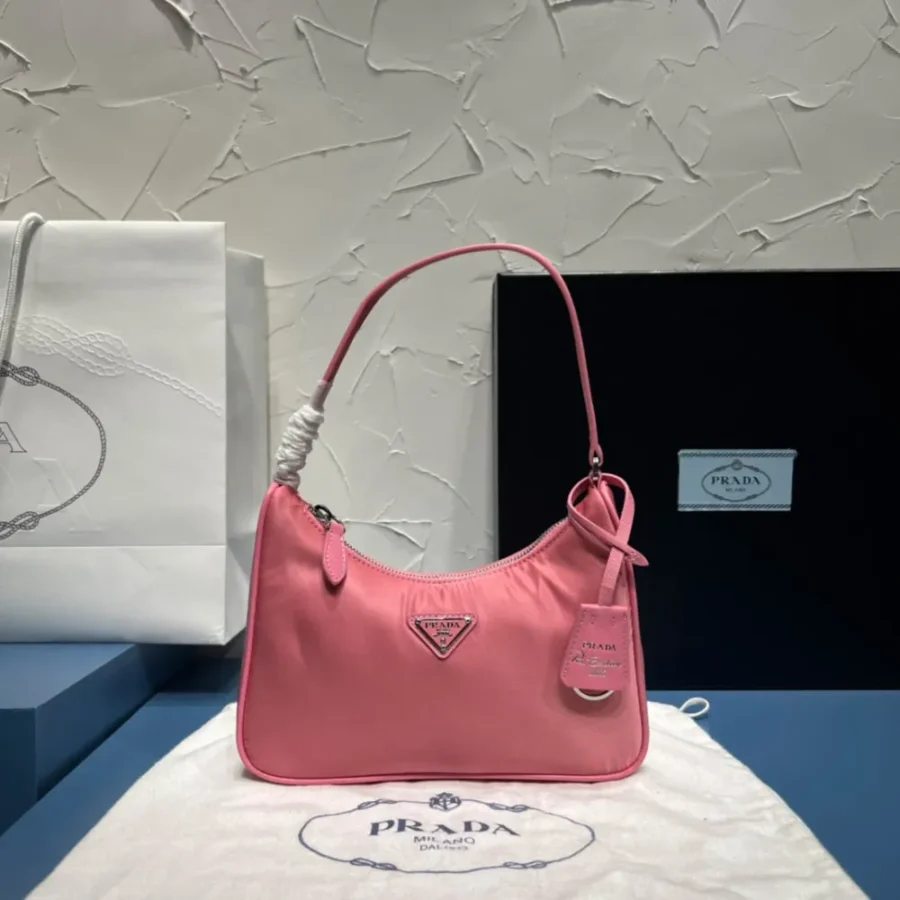Prada Handbag Size:22x18cm 1NE204