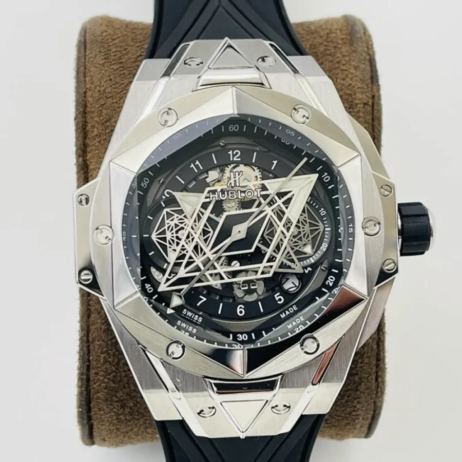 Hublot Big Bang Sang Bleu Tattoo Collection Diameter: 45 mm