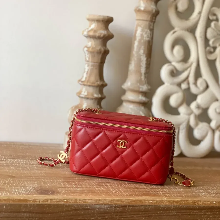 Chanel Size: 16.5cm Style: 81226 Red