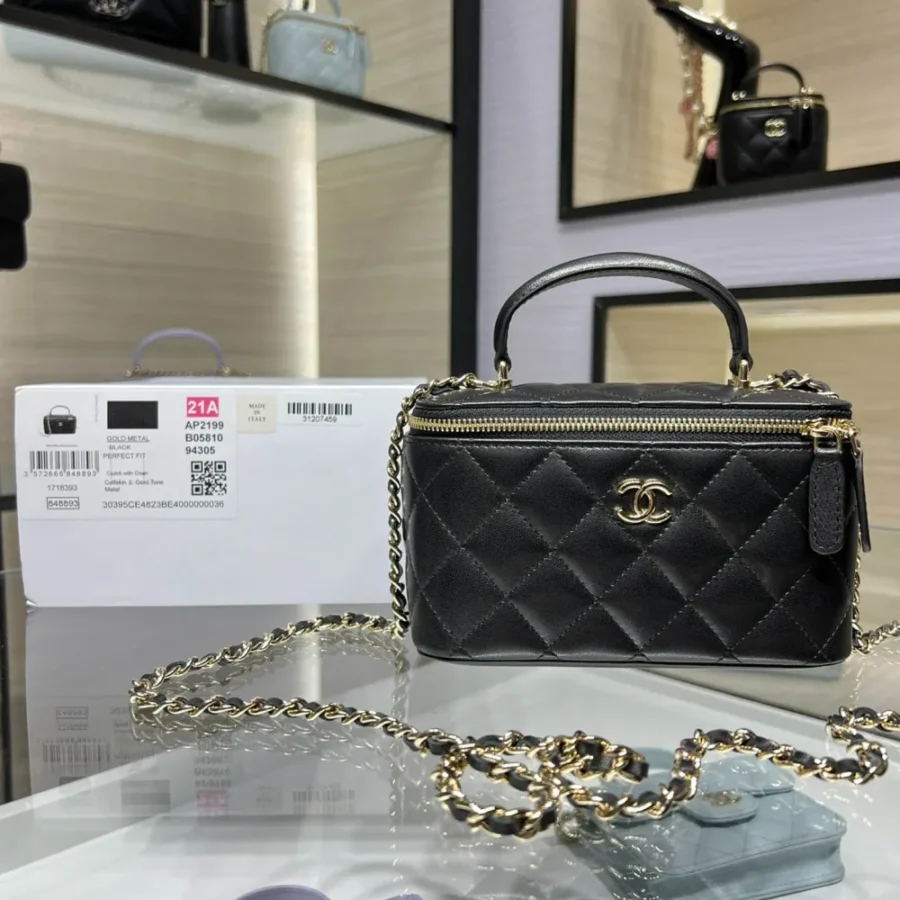 Hand Cosmetic Bag Model: AP2198 Size: 11*8.5*7cm
