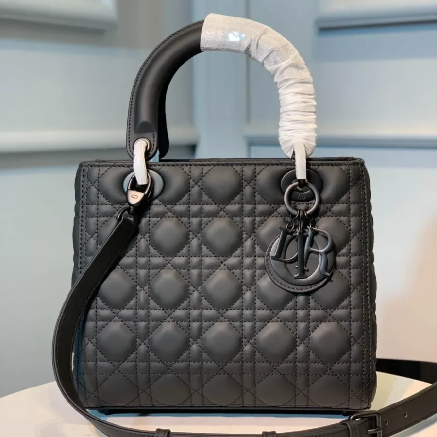 lady 24cm frosted black Ref: M0565 Size: 24*12*20cm