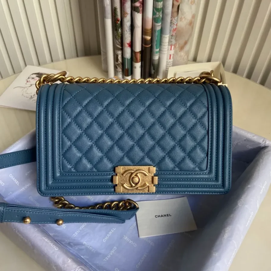 Chanel Calfskin Size:25x15x9cm