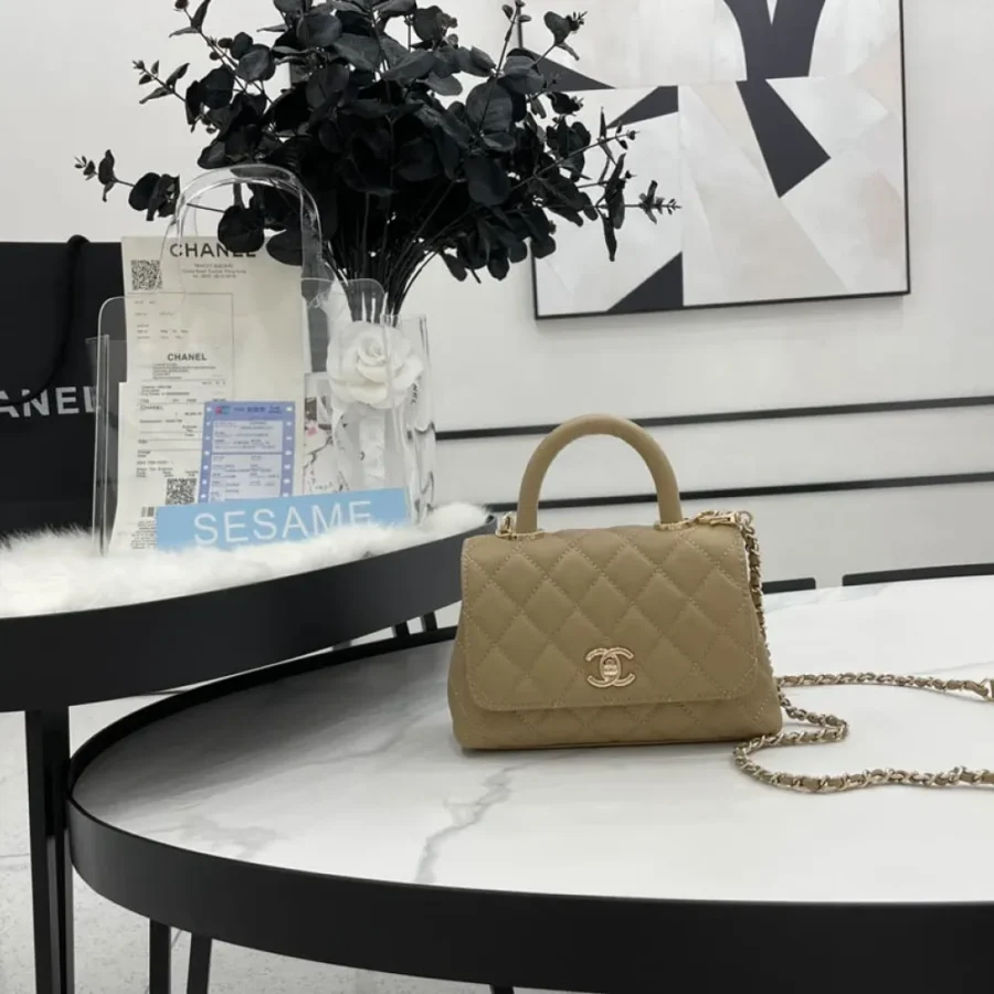 Chanel Size: 19cm/23cm/28cm Model Number: AS2215/92990/92991