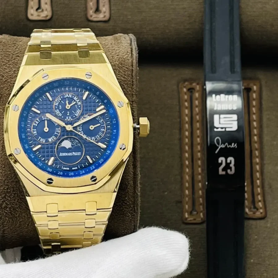 Audemars Piguet watch Diameter: 41MM