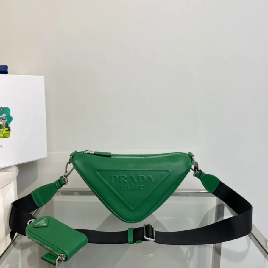 Prada Triangle Bag Size:26x14cm 1BH190