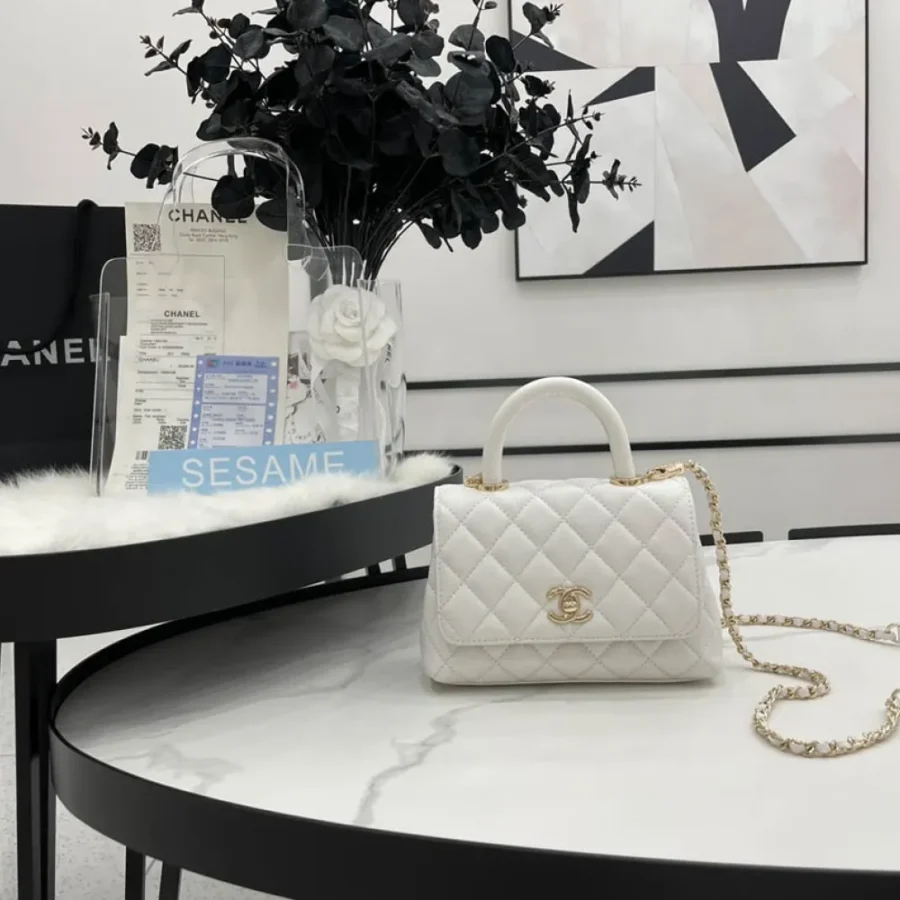 Chanel Size: 19cm/23cm/28cm Model Number: AS2215