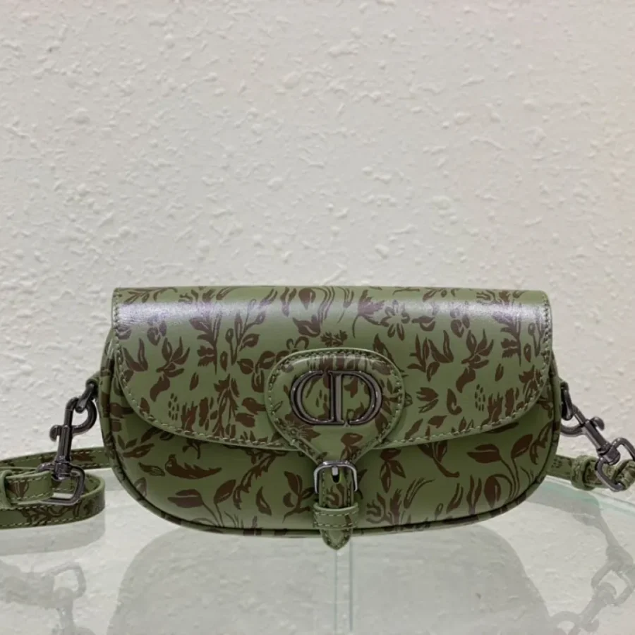 Bobby East-West bag Size 22cmx13x5