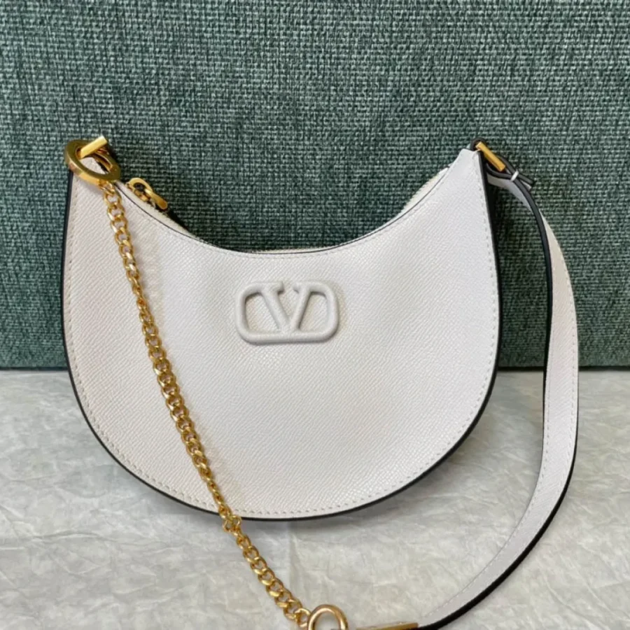 VALENTINO Size:20x12x4cm Model:0724