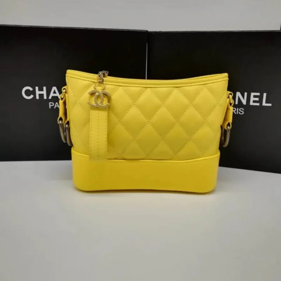 Chanel Size: 20.16.8