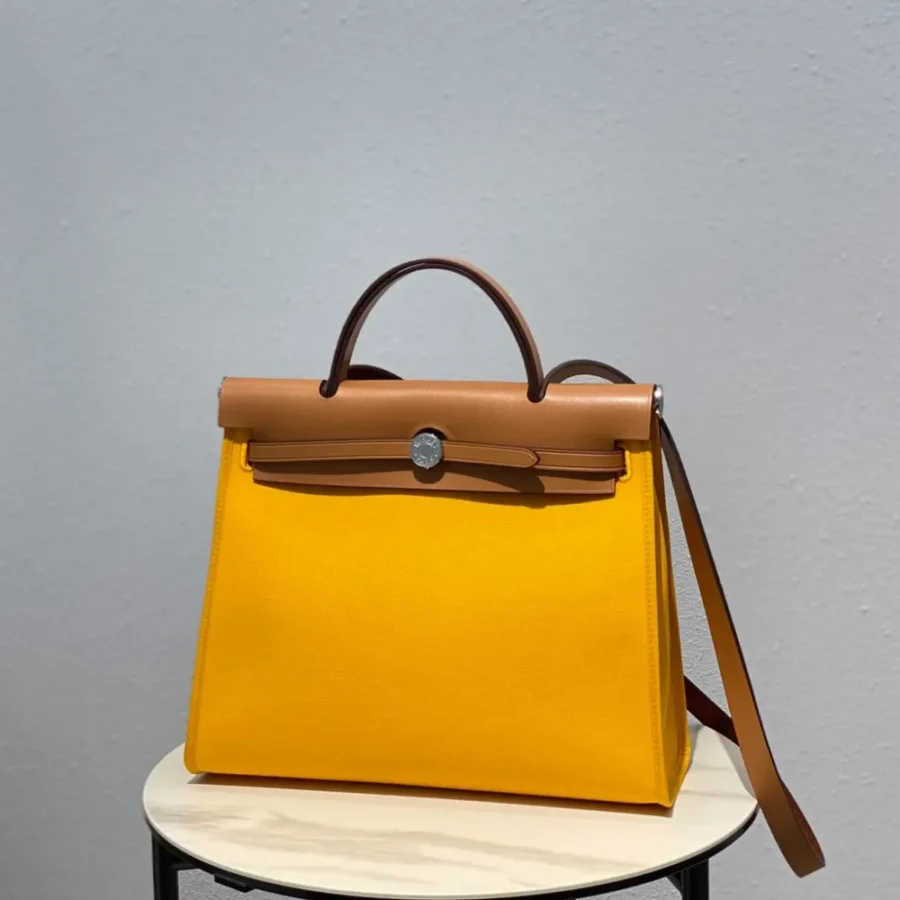 Canvas Bag Size: 31cm