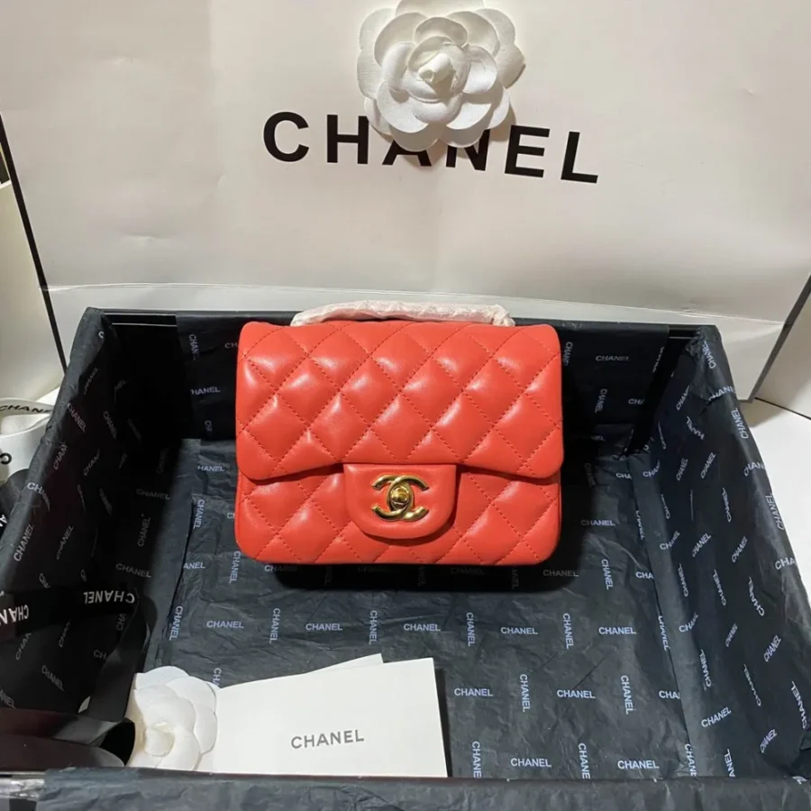 Lambskin Model: 1115 Size: 17cm
