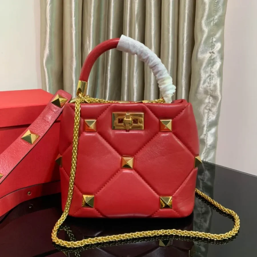 Valentino Model:0097S Size:21x 17x 14cm