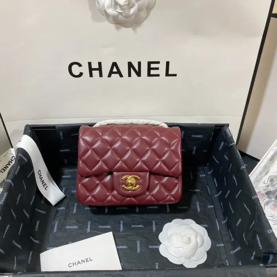 Lambskin Model: 1115 Size: 17cm