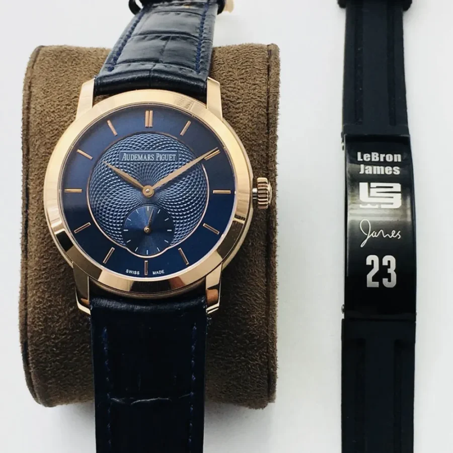 Audemars Piguet Mechanical Watch Diameter: 39 mm
