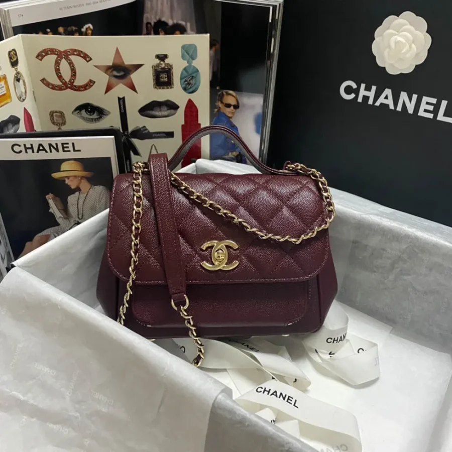 CHANEL Pearl Ball Size: 19x7x14cm Style Number: 93749 Deep Maroon