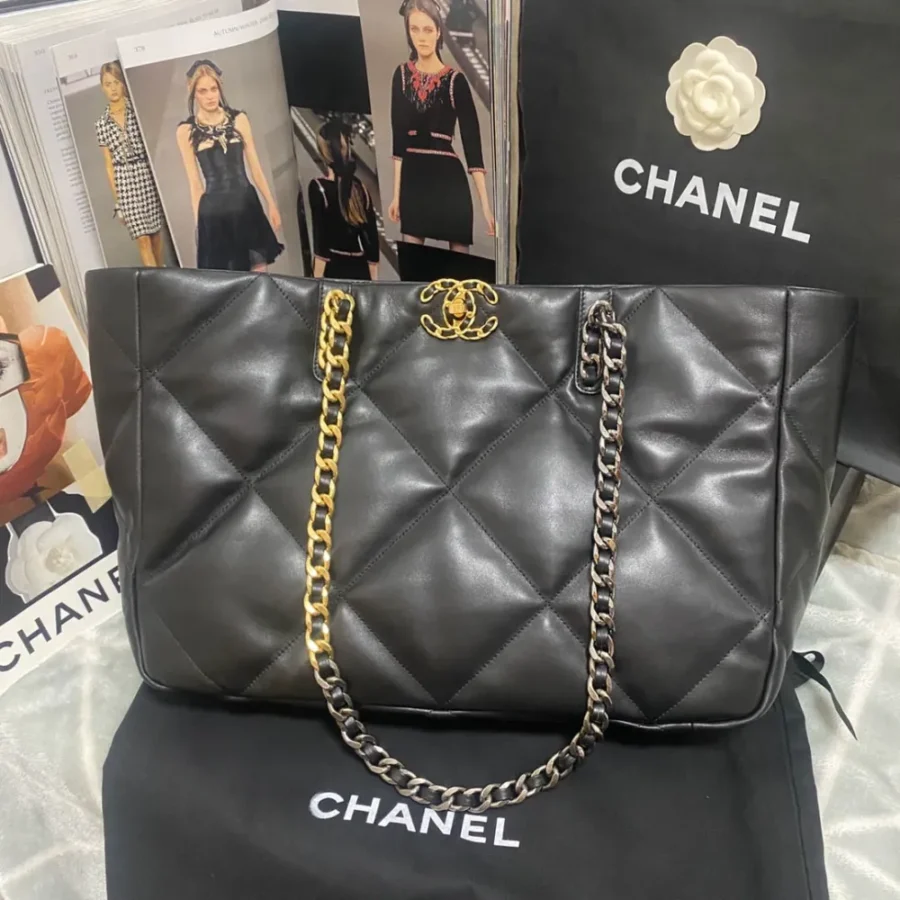 Chanel Style: AS3660 Size: 264010cm