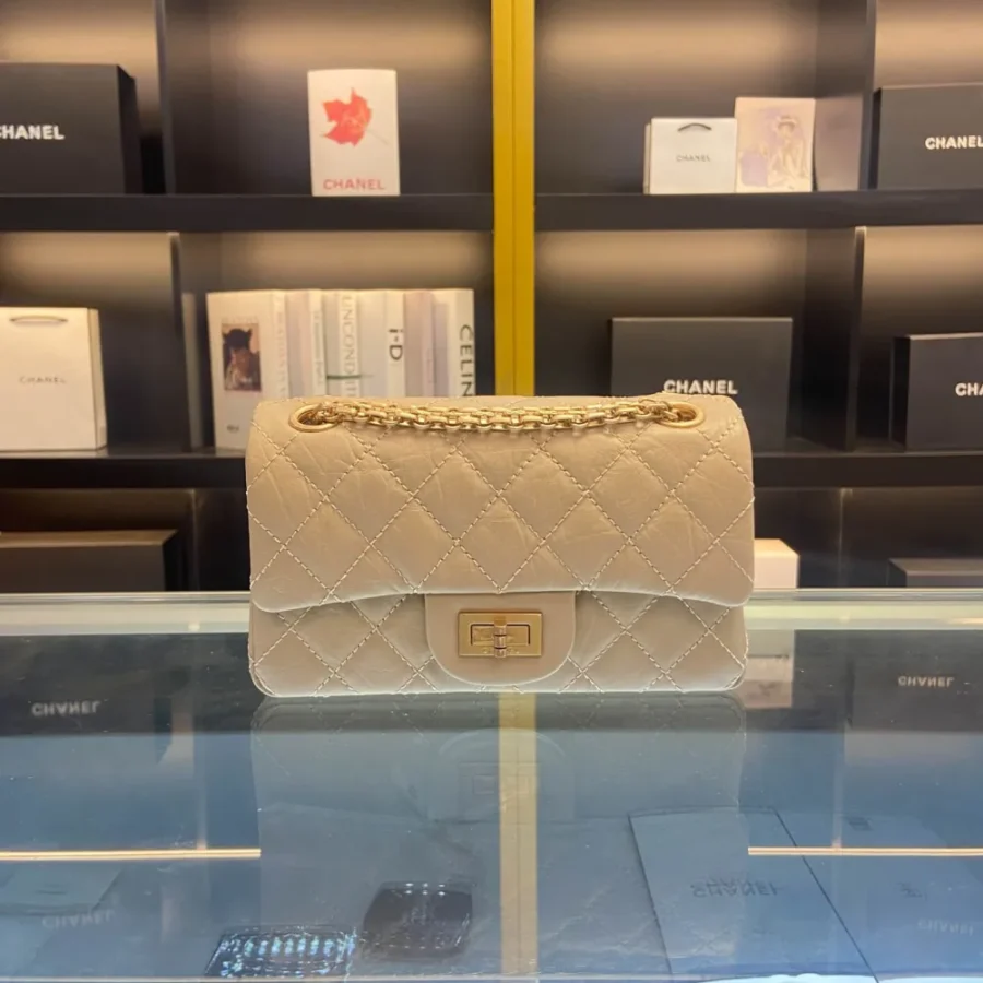 CHANEL square bag Size: 20cm