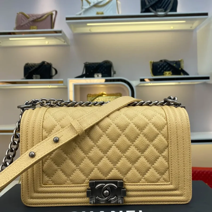 Gilt Buckle Series Style: 67086 Size: W25*H14-16*D7.5