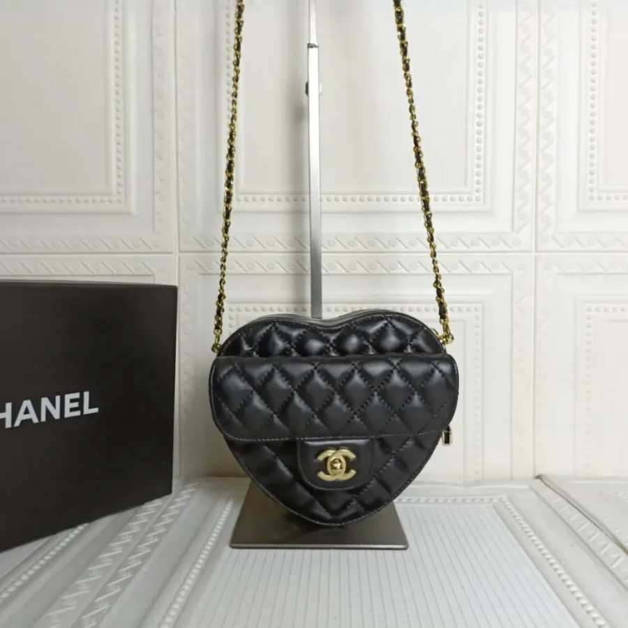 Love Bag Size: 16.5186.5cm Style: 2026