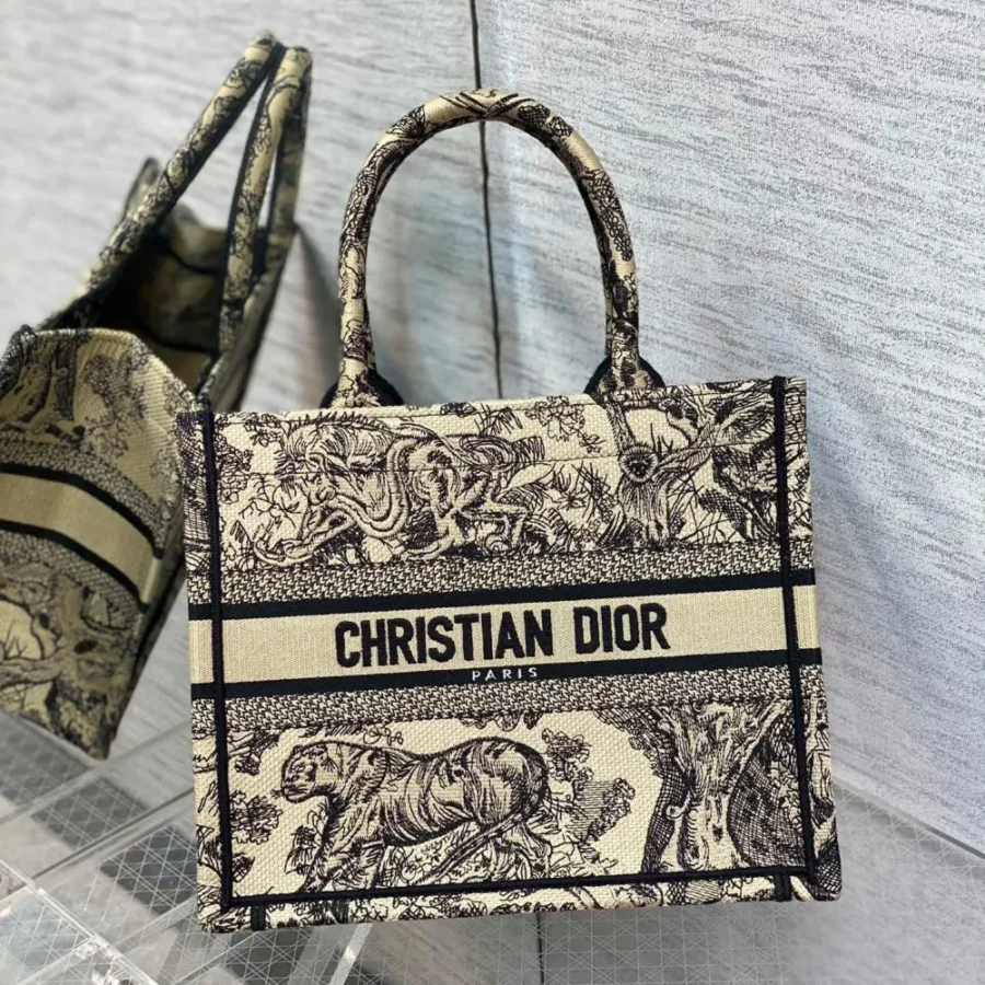 Tote series size:26*8*22cm