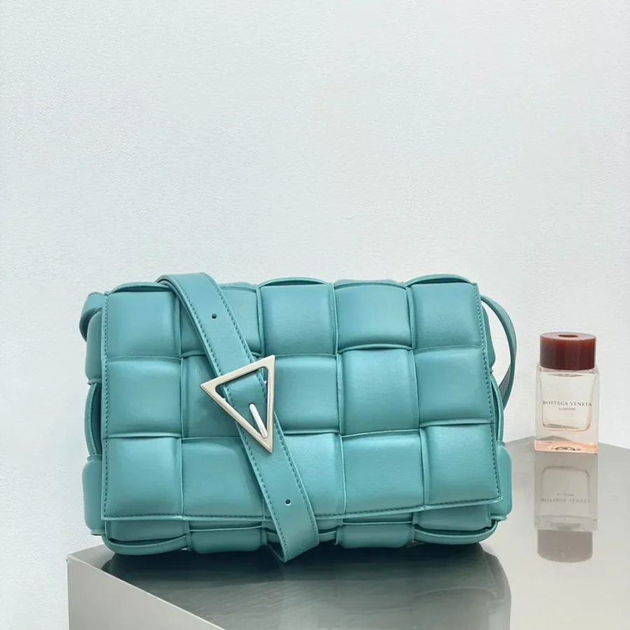 BV Padded Cassette Pillow Bag Size: 26x18cm 70094