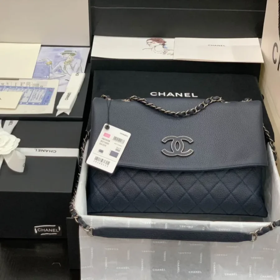 CHANEL Model: 8095# Size: 32X7.5X19CM