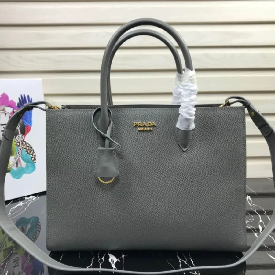 Prada Leather Bag Size: 34.24x13cm 1BA153