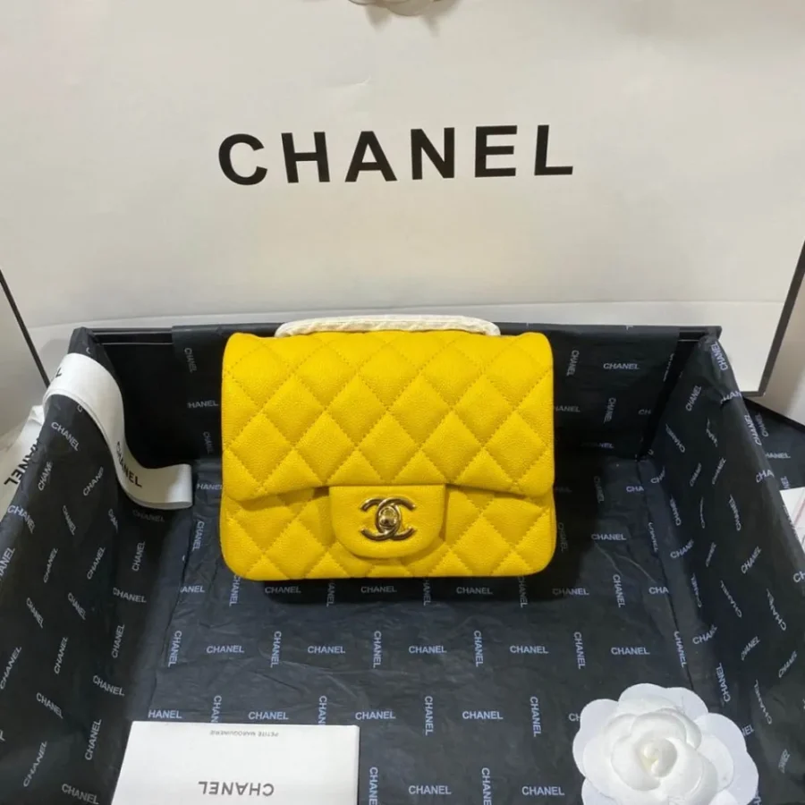Lambskin Model: 1115 Size: 17cm