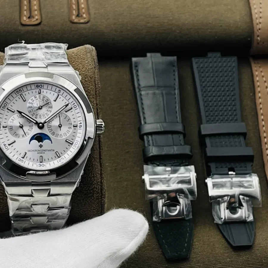 Vacheron Constantin Mechanical Watch Diameter: 41.5 mm Model: P210