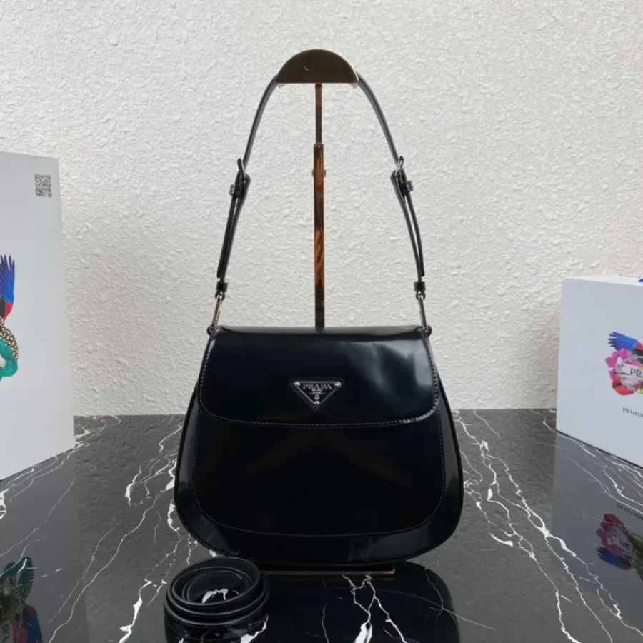 Prada Crossbody Bag Size: 24x19cm 1BD303