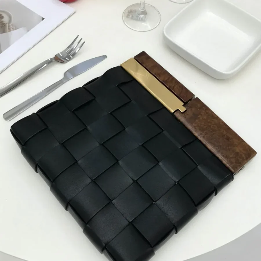 BV Bottega Veneta bag Size: 27x28cm