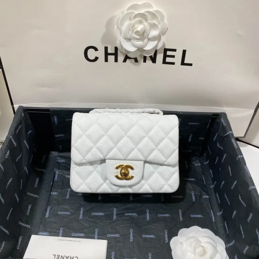 Lambskin Model: 1115 Size: 17cm