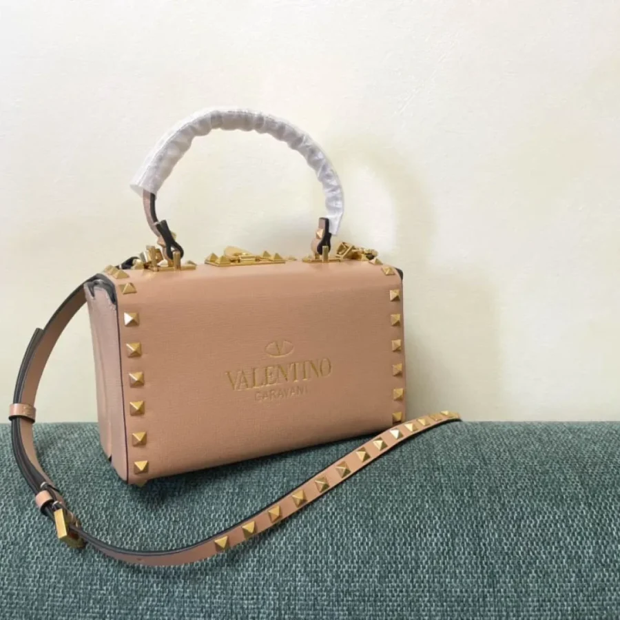 Valentino Model: 4400 Size:19x12x8cm