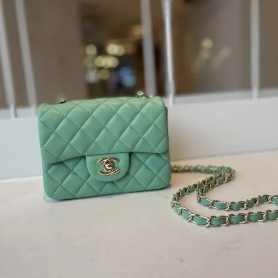 Lambskin Model: 01115 Size: 17cm