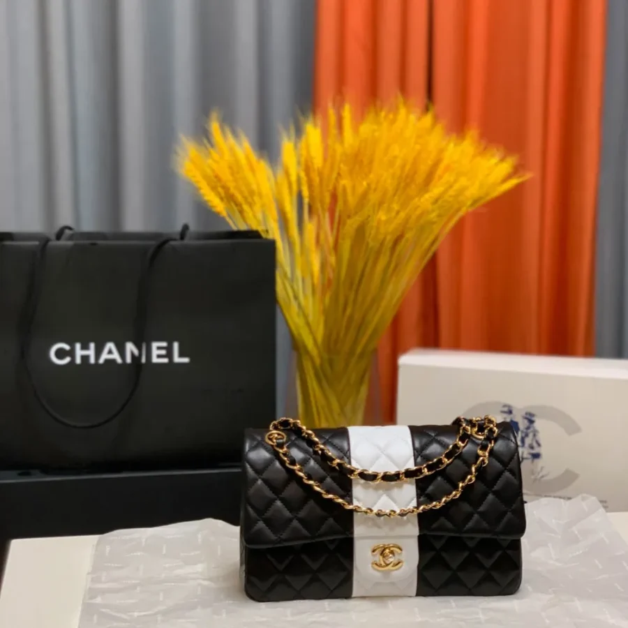 CHANEL Model: 01112# Size: 25CM