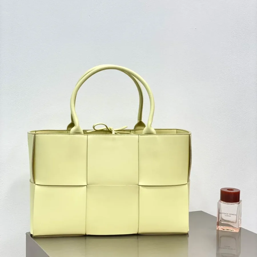 BV ARCO TOTE Handbag Size:38x25cm 609175