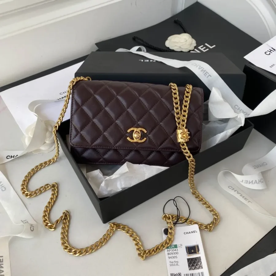 Lambskin Size: 19 cm