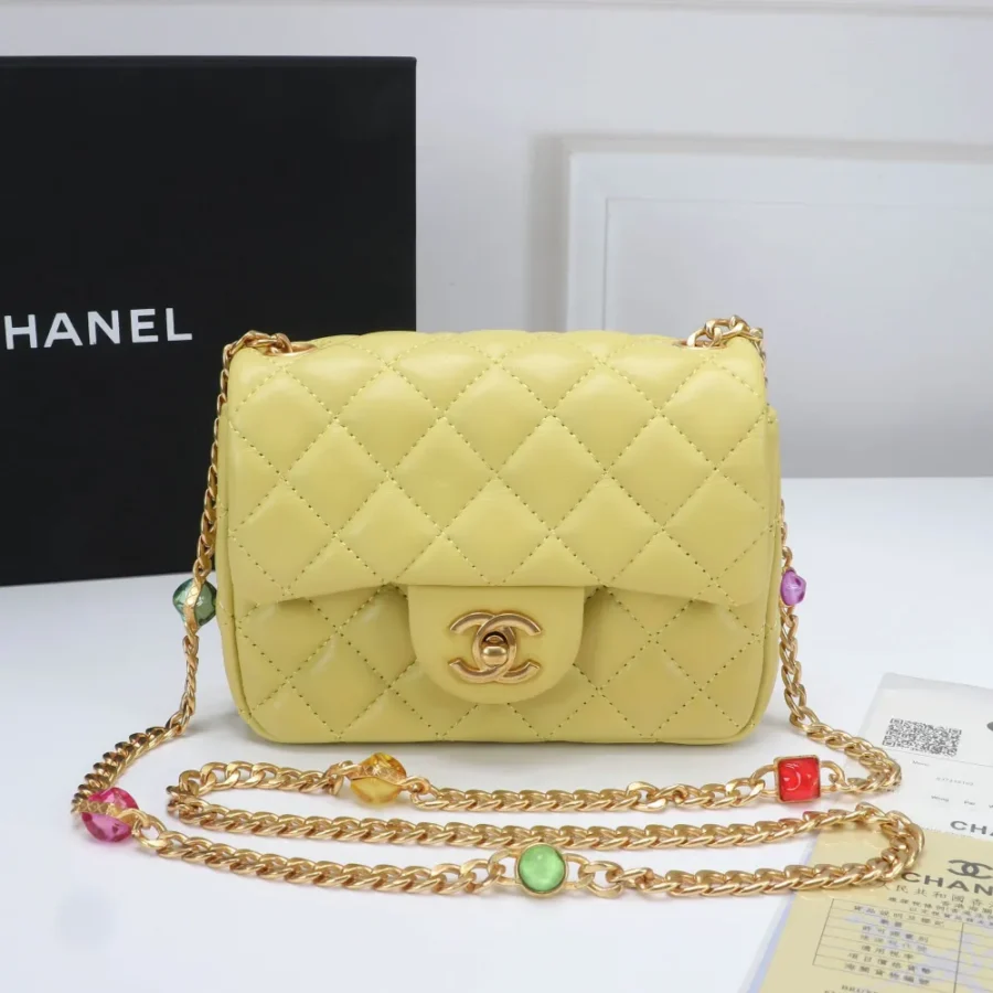 Chanel chain bag Size: 18*12*8cm Style: 612