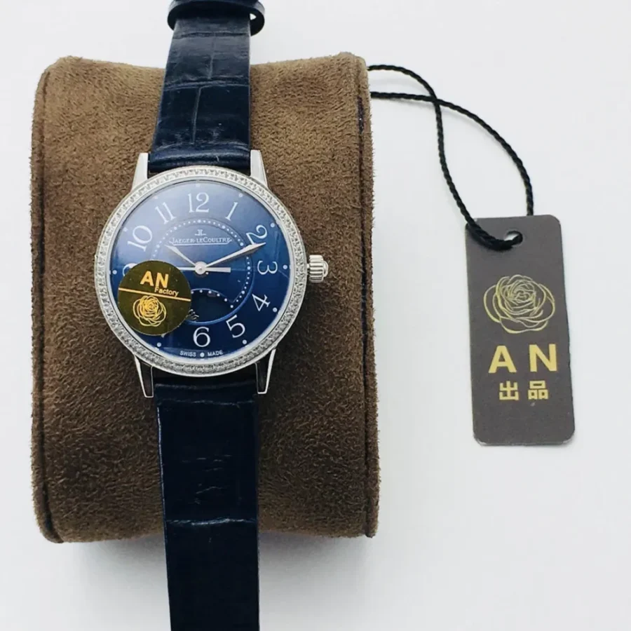 Jaeger-LeCoultre Simple Series Watch Size: 29MM*8.9MM
